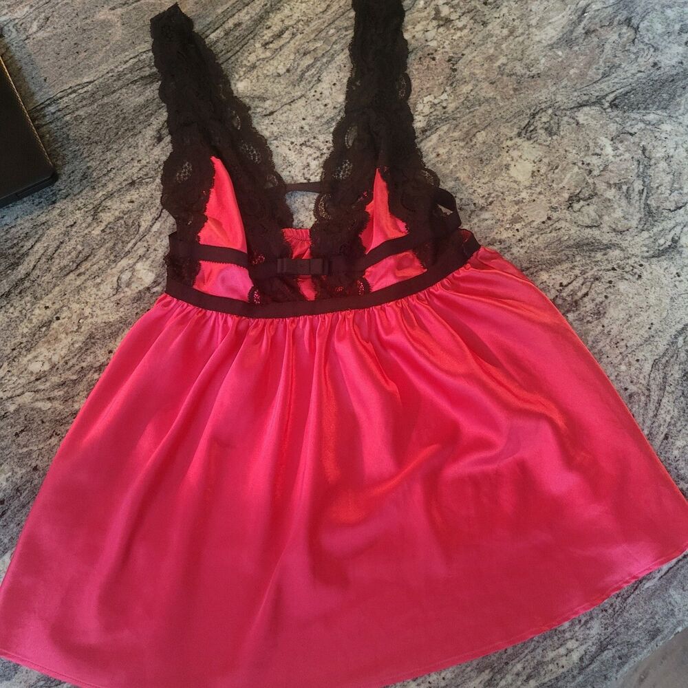 Victoria's Secret Womens Red Satin Babydoll  Lingerie Size Small S